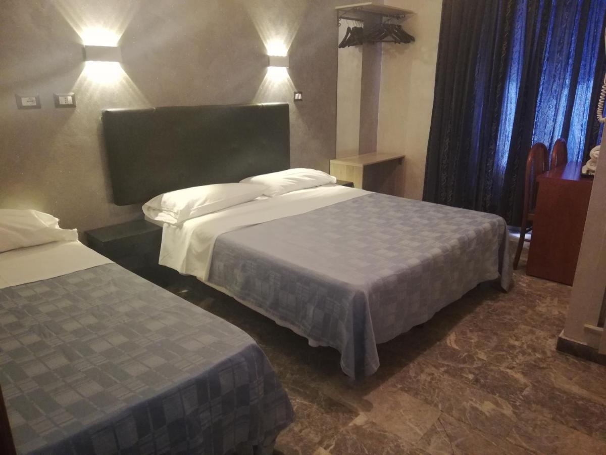 Отель Guest Planet Рим Экстерьер фото